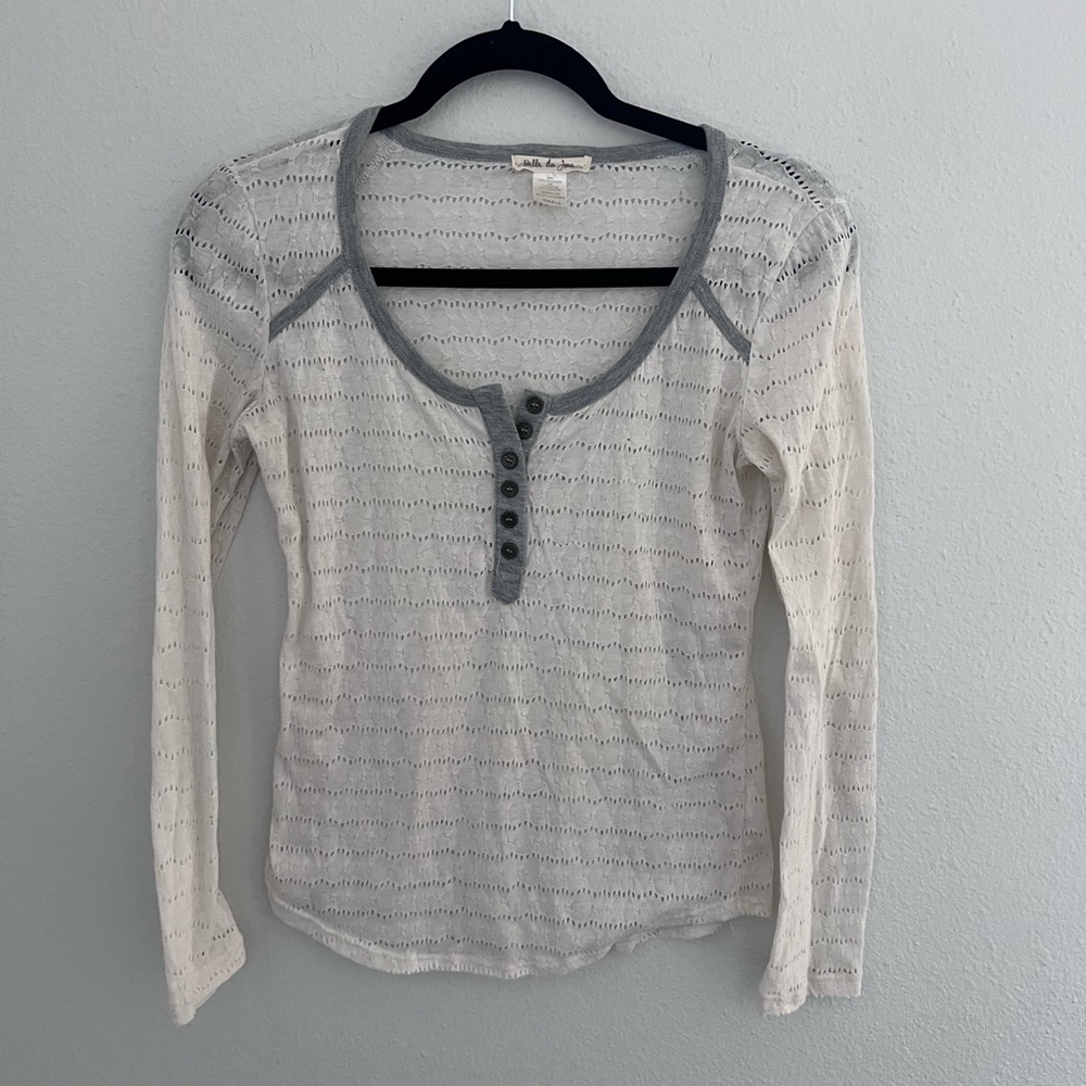 Belle du Jour Cream Gray Baseball Tee Size Small
